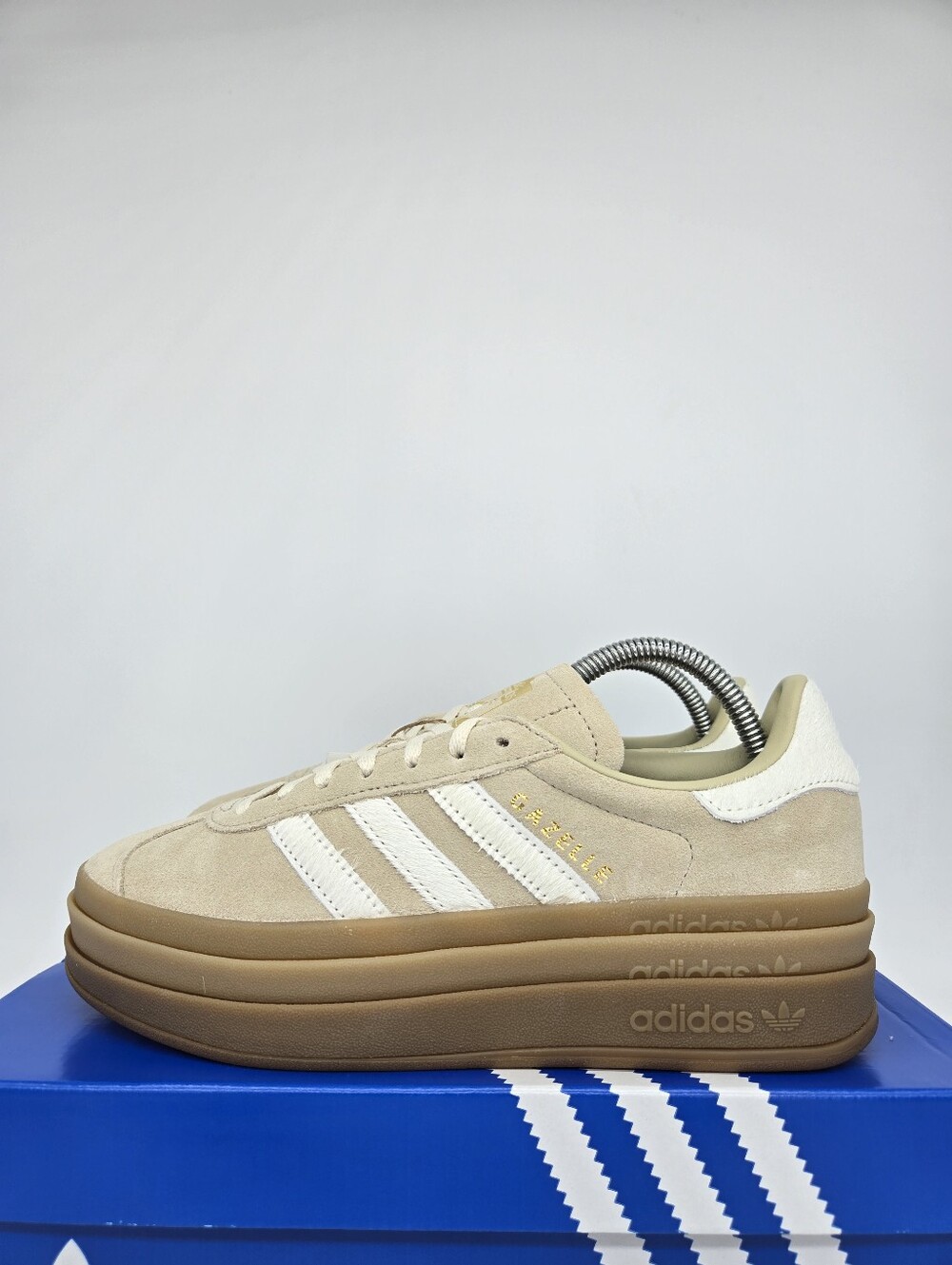 adidas Women's Gazelle Bold IH4201 Stone Khaki Cream White Gold Shoes Size 10.5